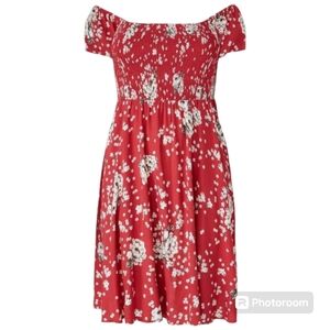 Torrid Mini Challis Red Print Off Shoulder dress Size Torrid 0 or 12 NWT